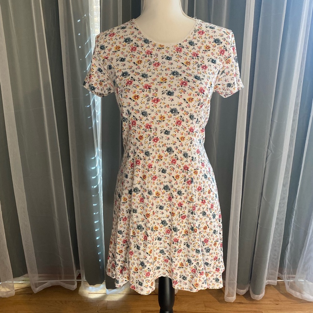 Vintage 90’s floral ribbed corset lace up back dress